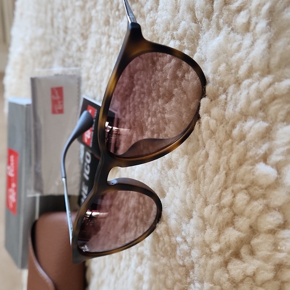 NWT IOB Ray Ban Erika Havana Tortoise Framed Women's Sunglasses 😎 - Picture 6 of 16